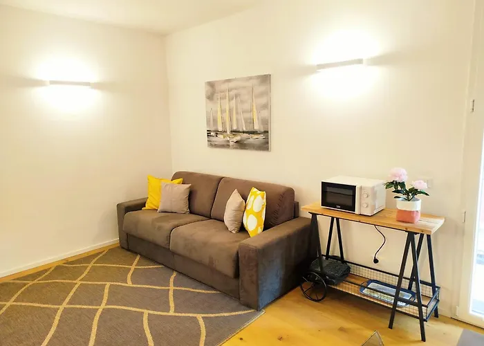Apartment Lola *